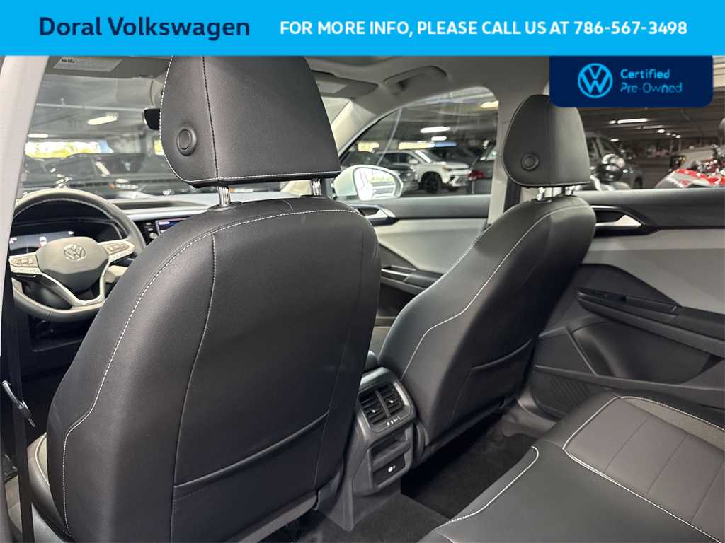 Thumbnail: 2022 Volkswagen Taos - 23