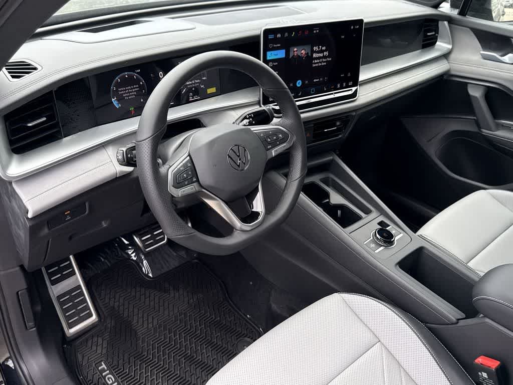Thumbnail: 2026 Volkswagen Tiguan - 13