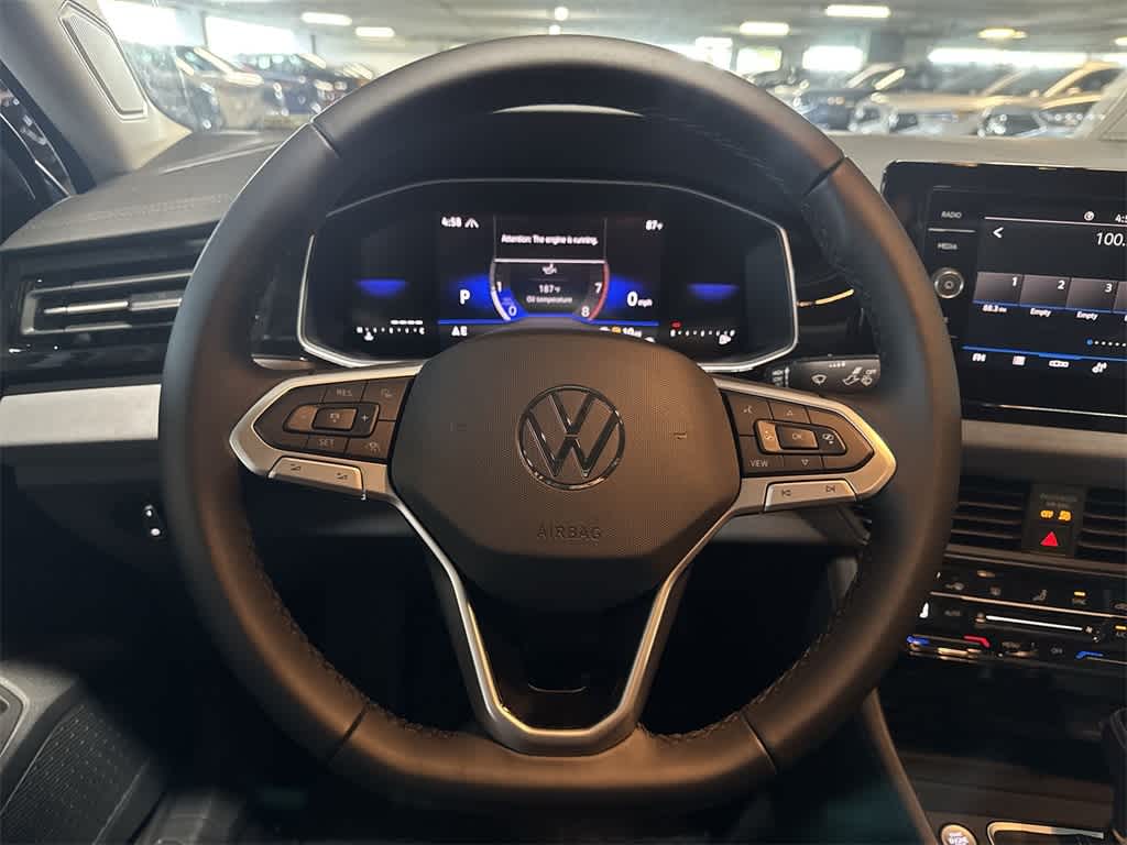 Thumbnail: 2025 Volkswagen Jetta - 14