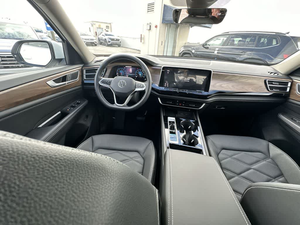 Thumbnail: 2024 Volkswagen Atlas - 15