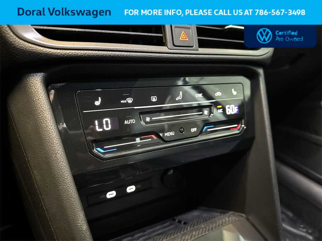 Thumbnail: 2025 Volkswagen Taos - 20