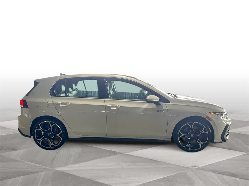 Thumbnail: 2025 Volkswagen Golf - 9