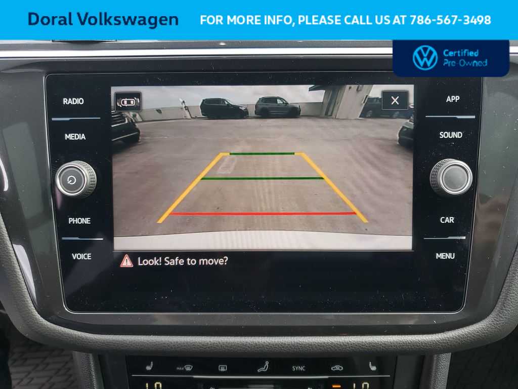 Thumbnail: 2024 Volkswagen Tiguan - 23
