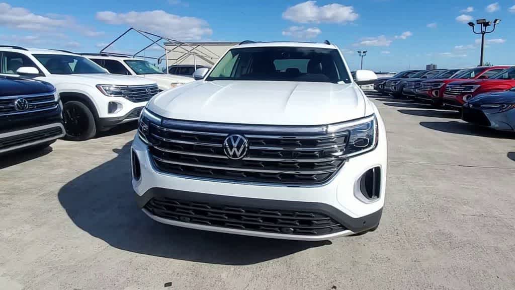 Thumbnail: 2024 Volkswagen Atlas - 3