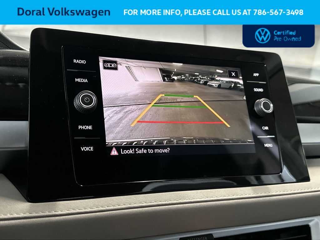 Thumbnail: 2025 Volkswagen Taos - 19