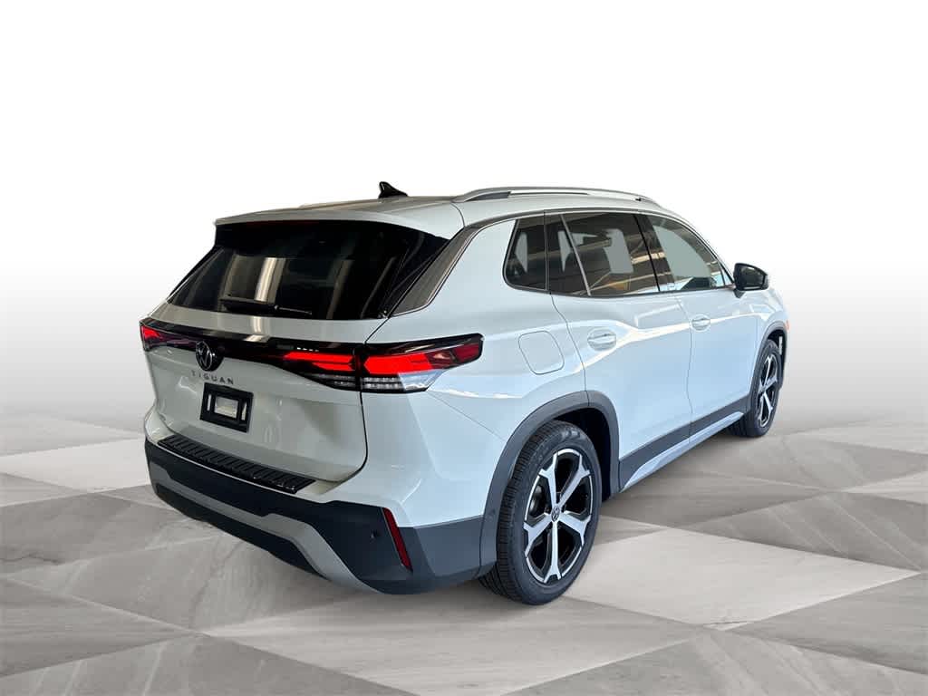 Thumbnail: 2026 Volkswagen Tiguan - 8