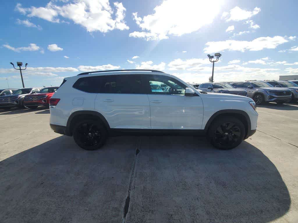 Thumbnail: 2024 Volkswagen Atlas - 12