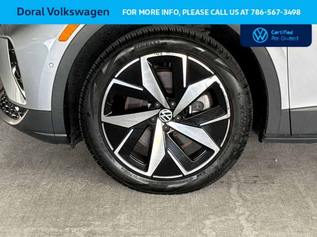 Thumbnail: 2023 Volkswagen ID.4 - 11