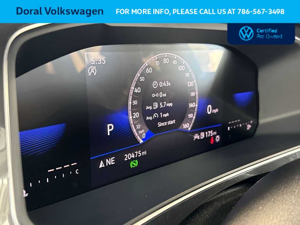 Thumbnail: 2023 Volkswagen Tiguan - 16