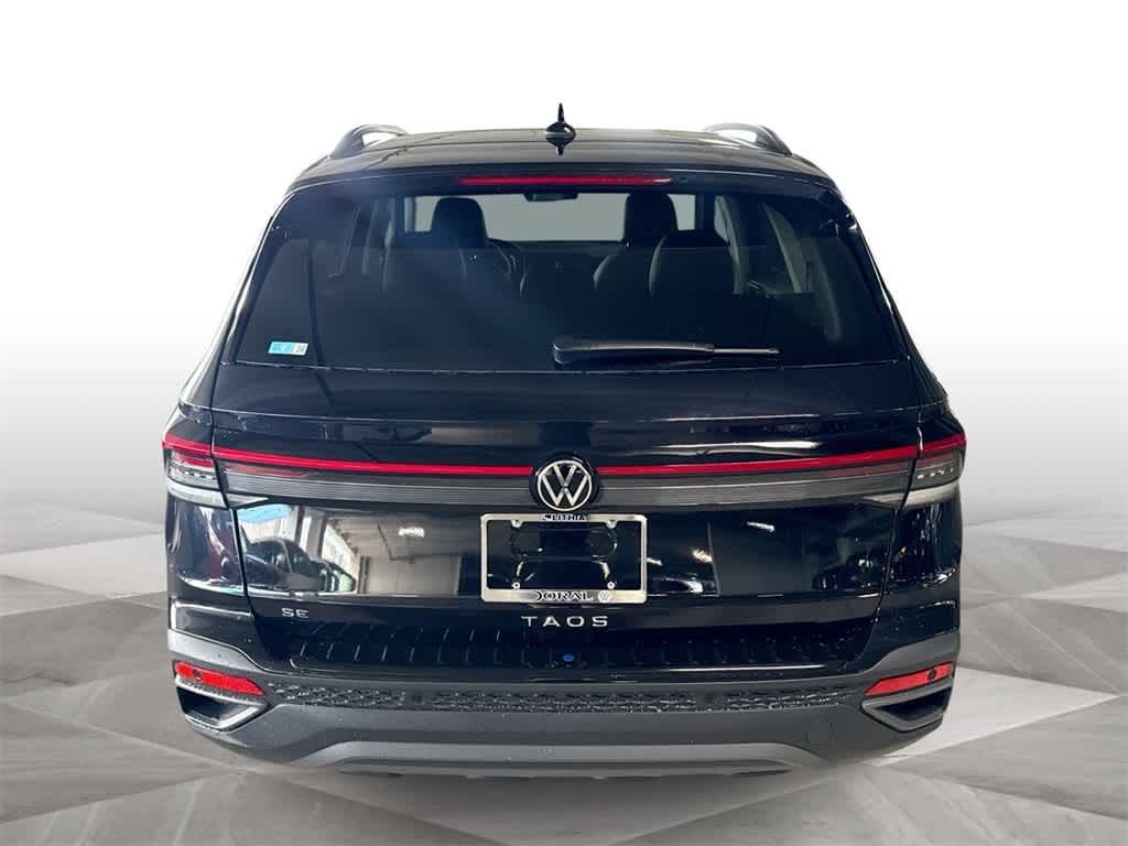 Thumbnail: 2025 Volkswagen Taos - 7