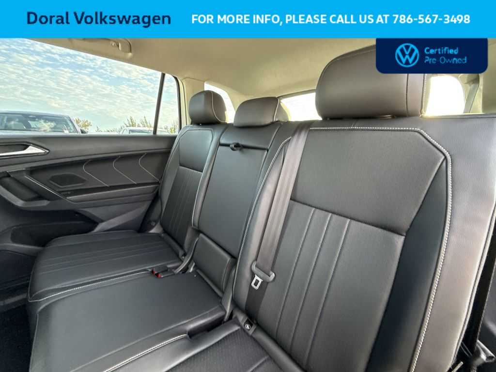 Thumbnail: 2023 Volkswagen Tiguan - 22