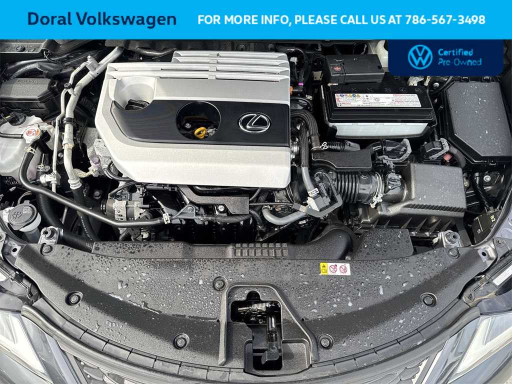 Thumbnail: 2022 Lexus UX - 12