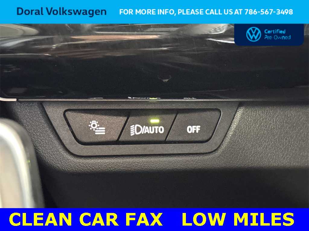 Thumbnail: 2023 BMW X1 - 17