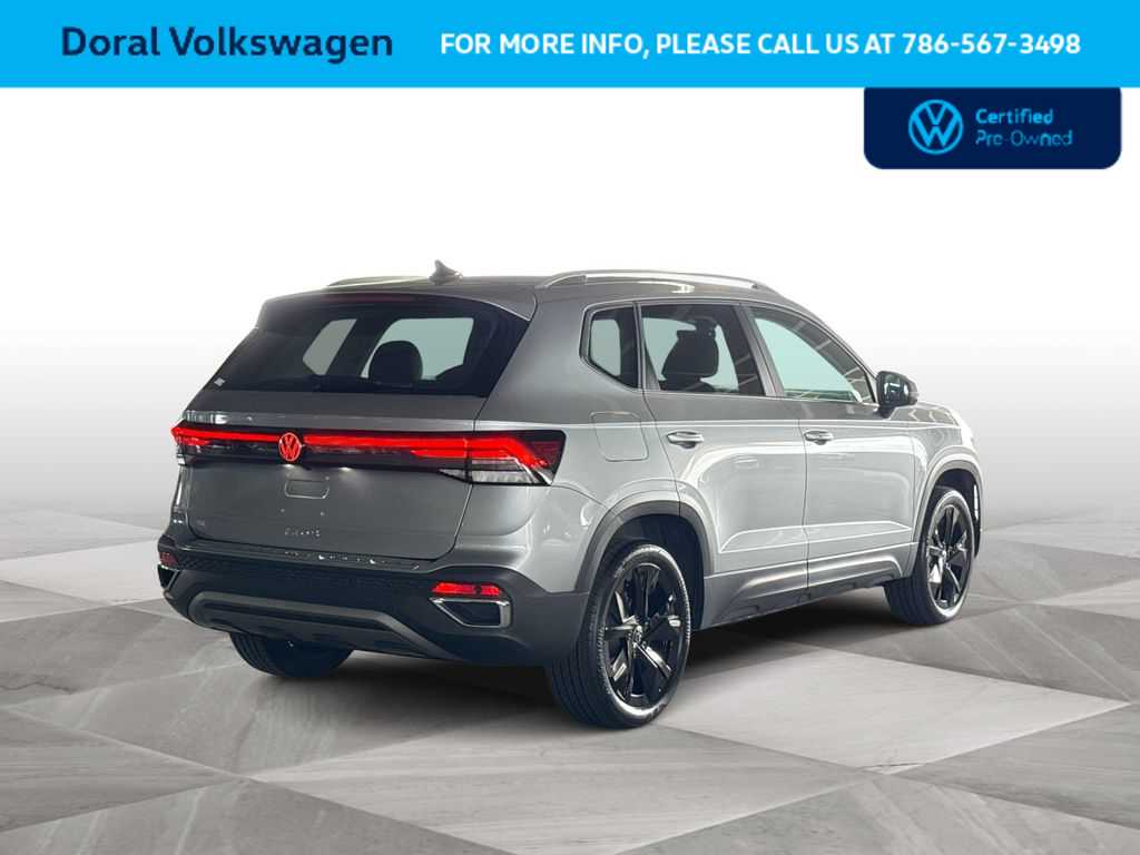 Thumbnail: 2025 Volkswagen Taos - 8