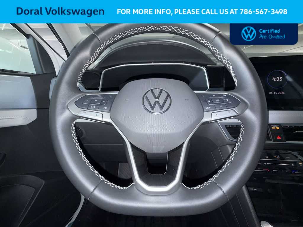 Thumbnail: 2025 Volkswagen Taos - 15