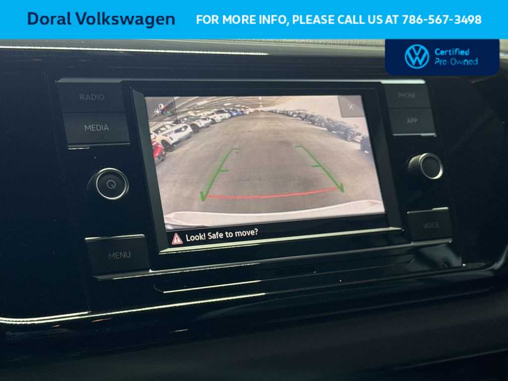 Thumbnail: 2023 Volkswagen Taos - 19