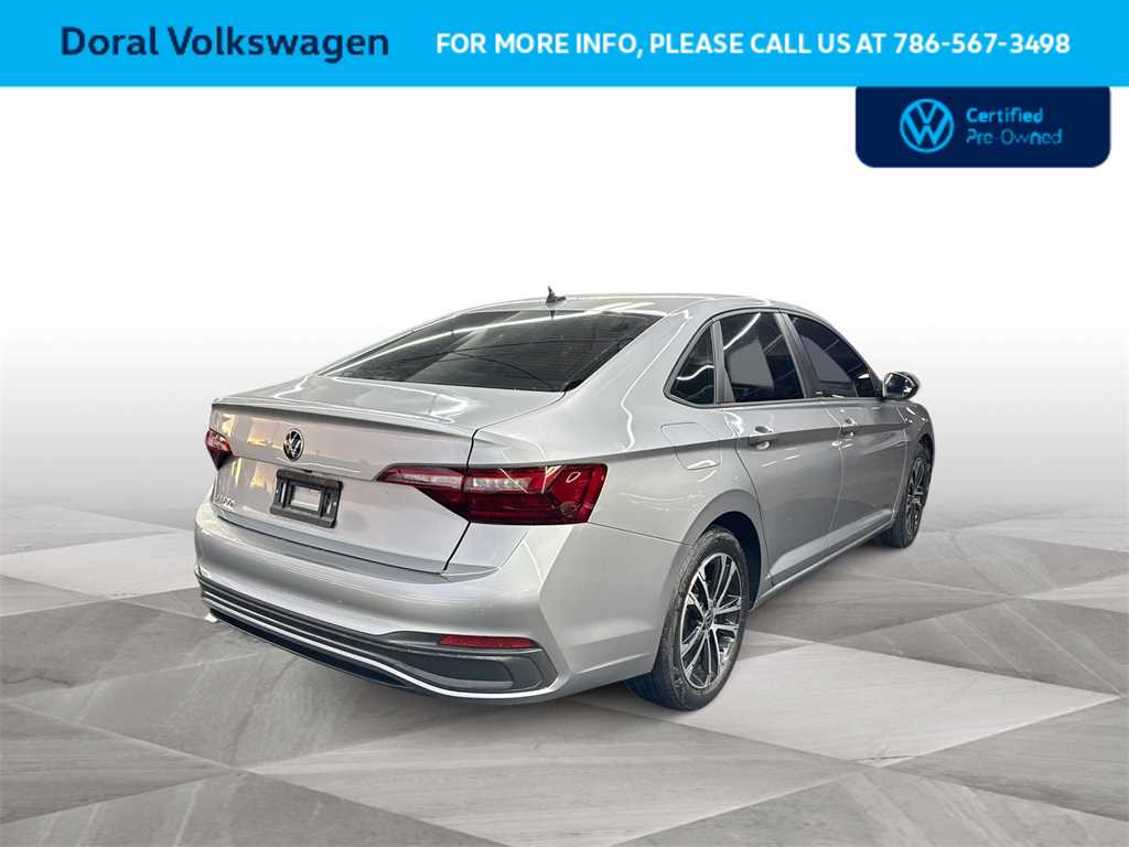 Thumbnail: 2024 Volkswagen Jetta - 8