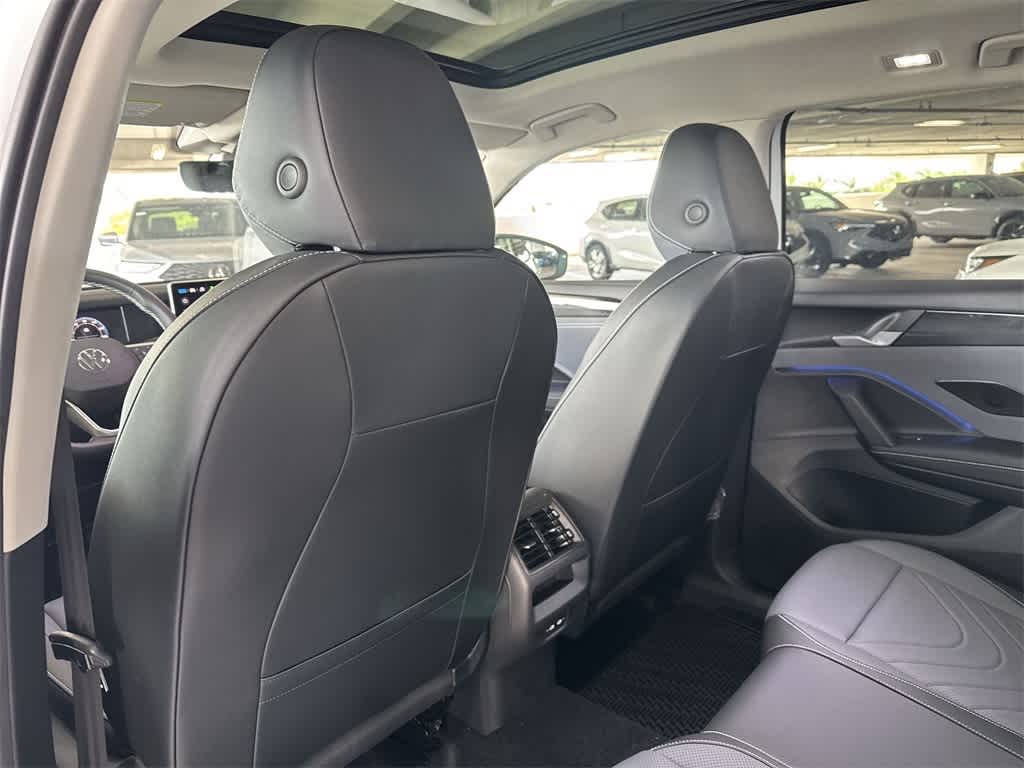 Thumbnail: 2026 Volkswagen Tiguan - 23