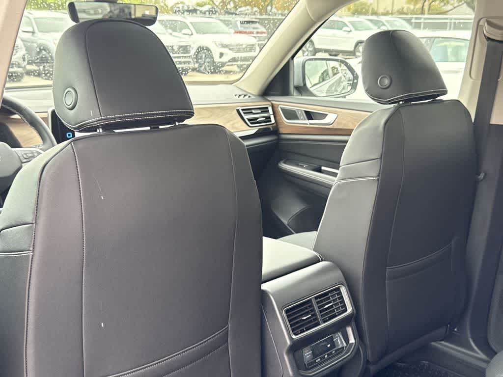 Thumbnail: 2026 Volkswagen Atlas - 23