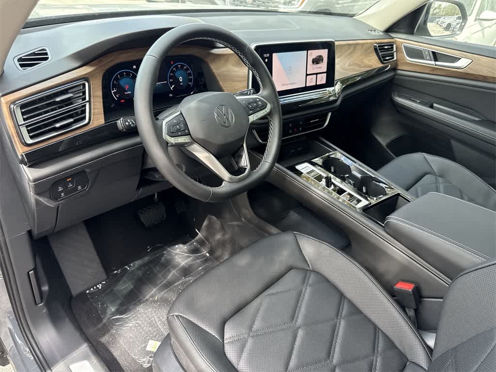 Thumbnail: 2026 Volkswagen Atlas - 13