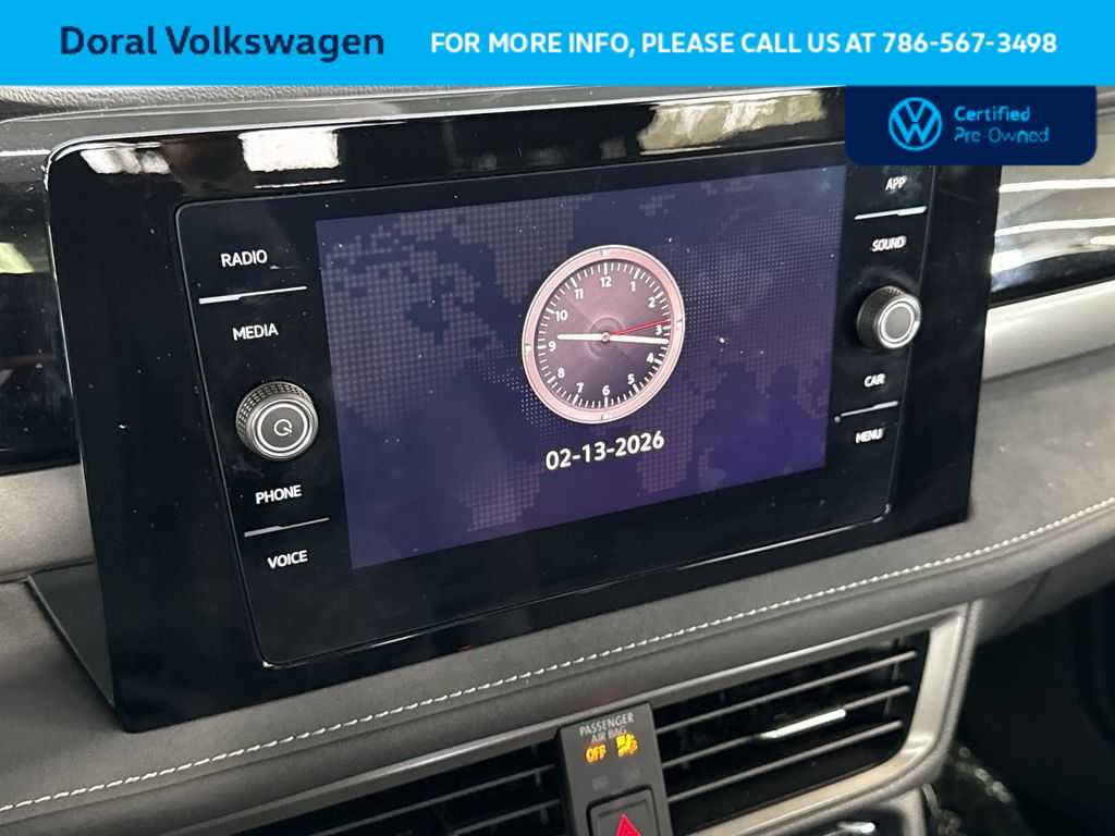 Thumbnail: 2025 Volkswagen Taos - 17