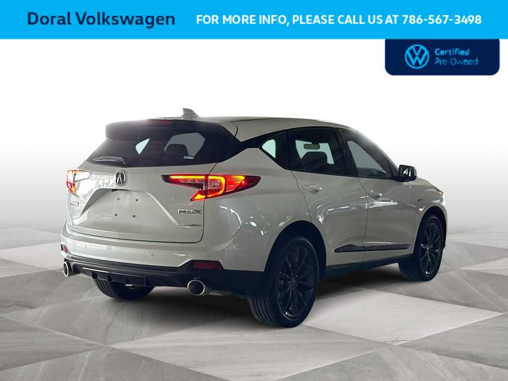 Thumbnail: 2025 Acura RDX - 8