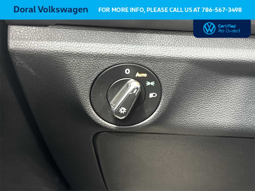 Thumbnail: 2024 Volkswagen Jetta - 17