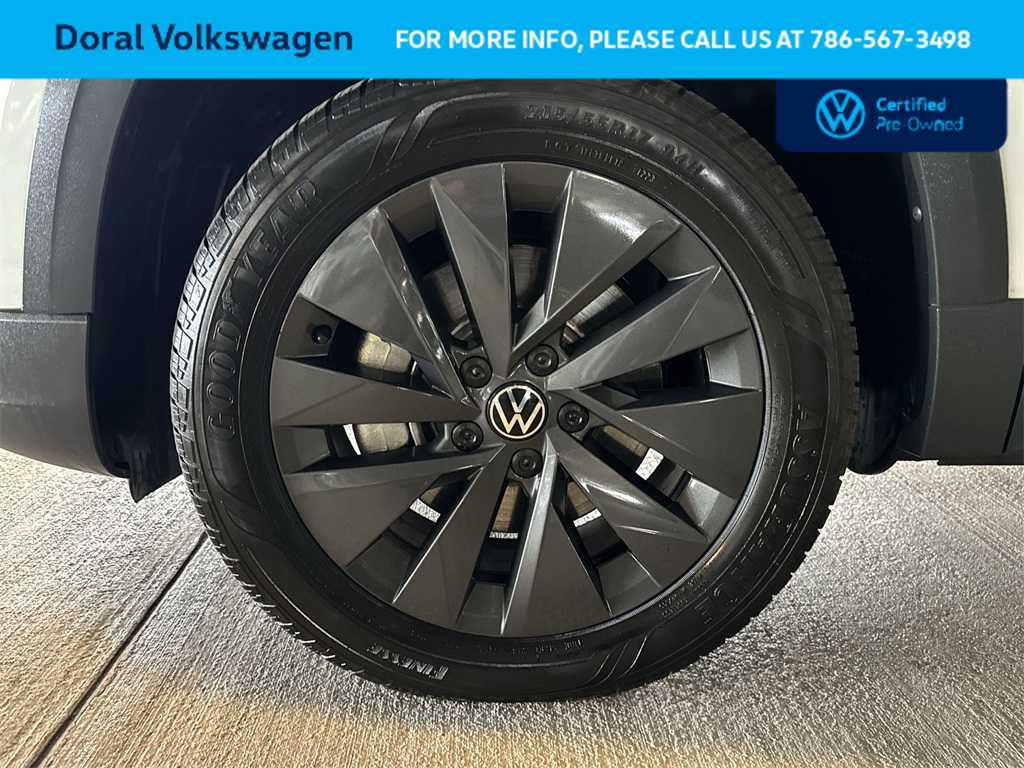 Thumbnail: 2023 Volkswagen Taos - 11