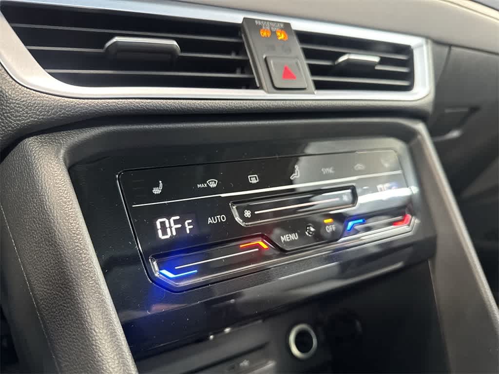 Thumbnail: 2026 Volkswagen Taos - 20