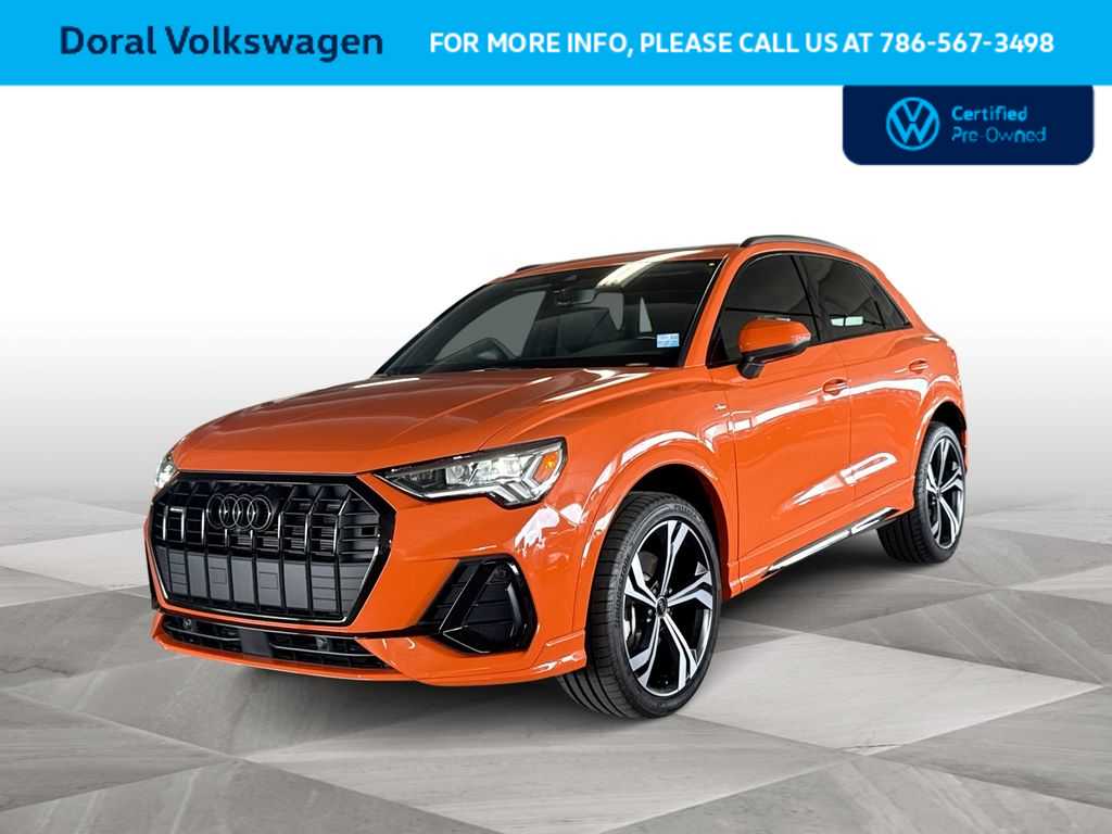 Thumbnail: 2024 Audi Q3 - 1