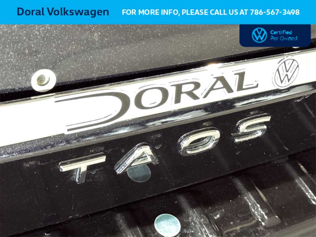 Thumbnail: 2025 Volkswagen Taos - 10