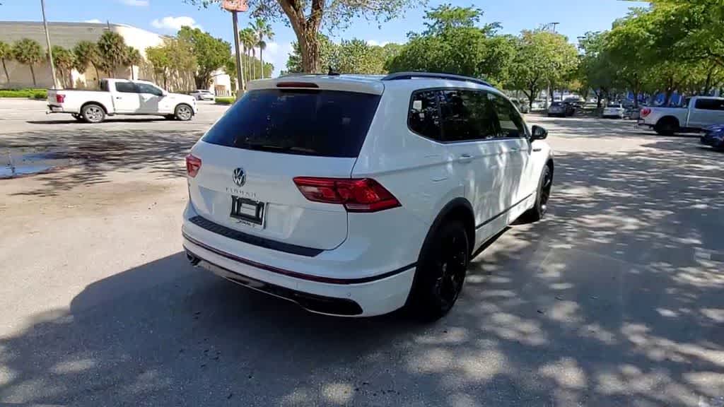 Thumbnail: 2024 Volkswagen Tiguan - 8