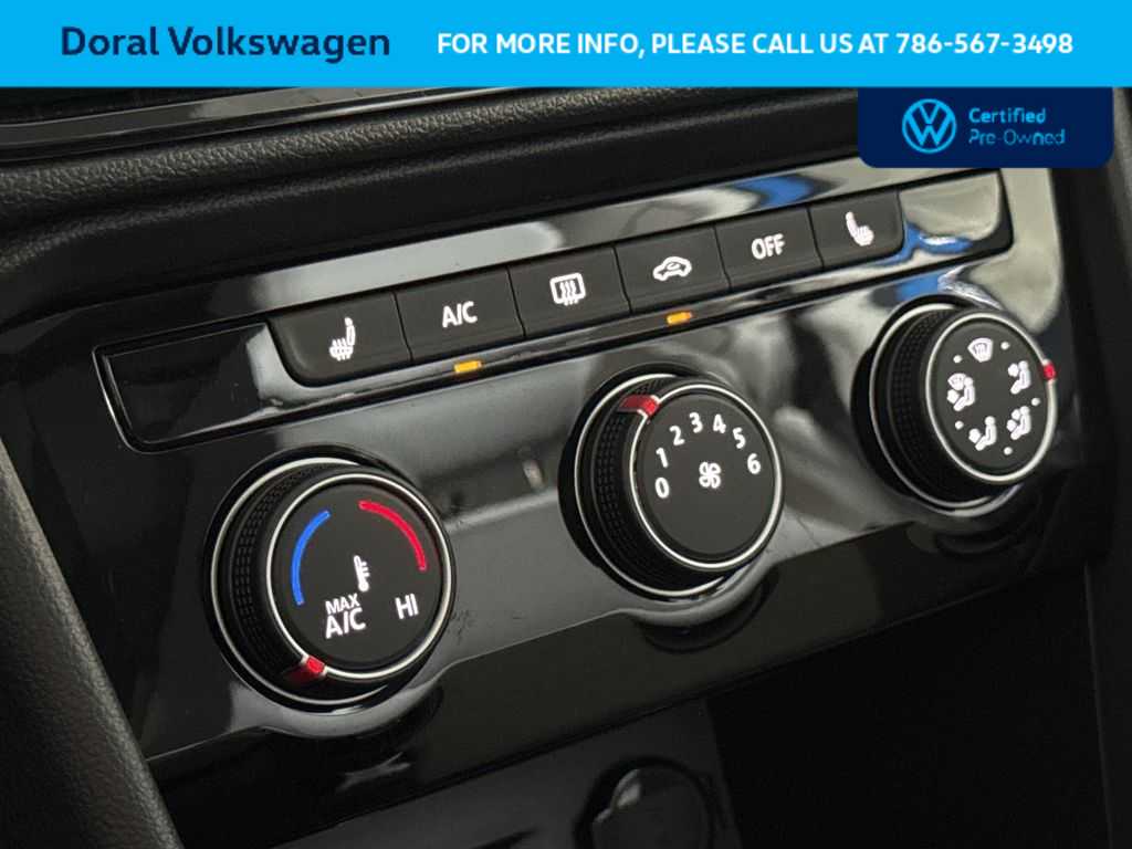 Thumbnail: 2023 Volkswagen Taos - 20