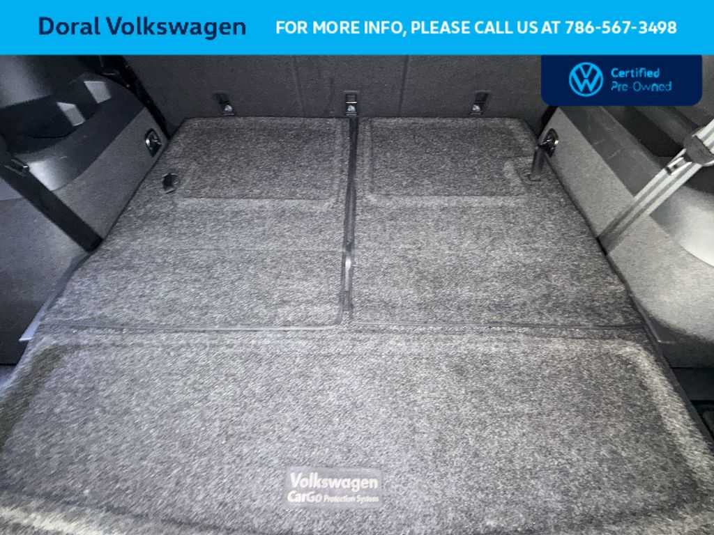 Thumbnail: 2022 Volkswagen Tiguan - 24
