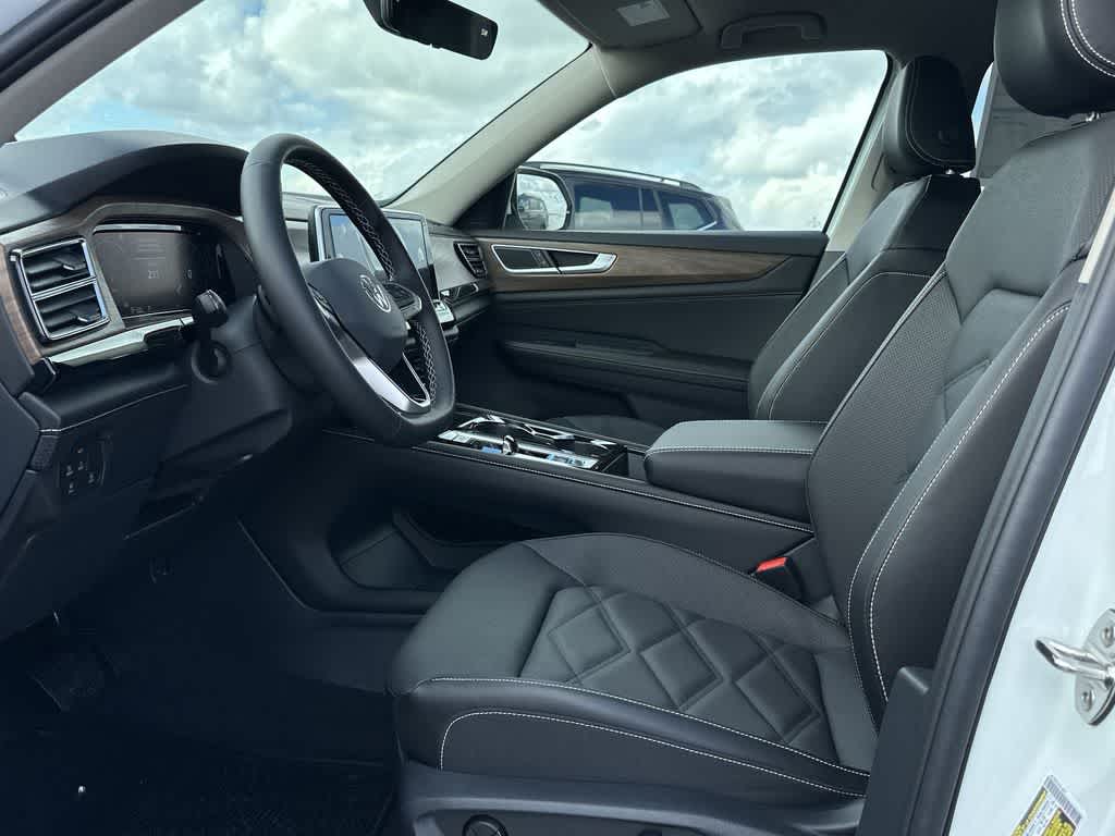 Thumbnail: 2024 Volkswagen Atlas - 24