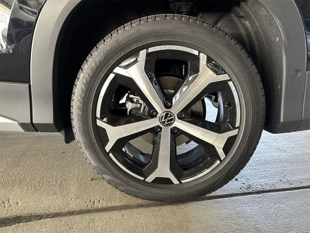 Thumbnail: 2026 Volkswagen Tiguan - 10