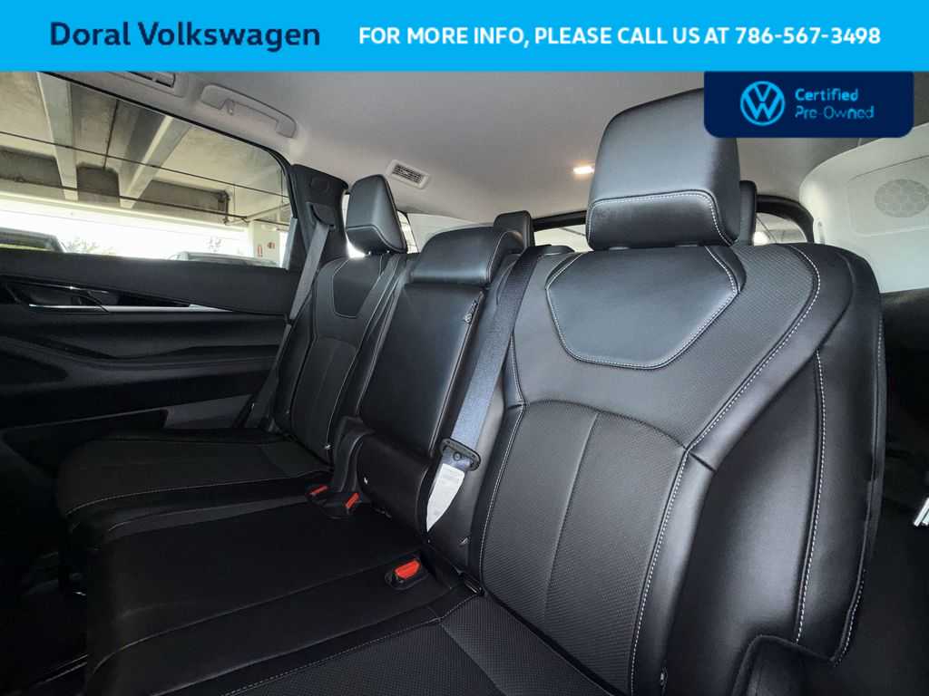 Thumbnail: 2023 INFINITI QX60 - 22