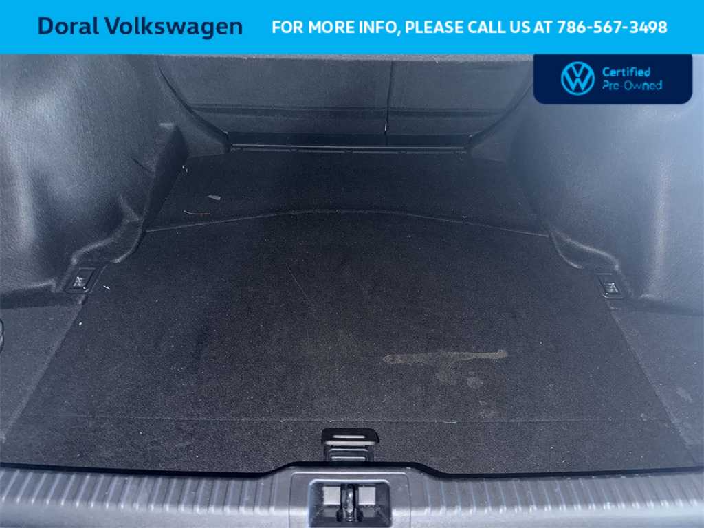 Thumbnail: 2024 Lexus IS - 24