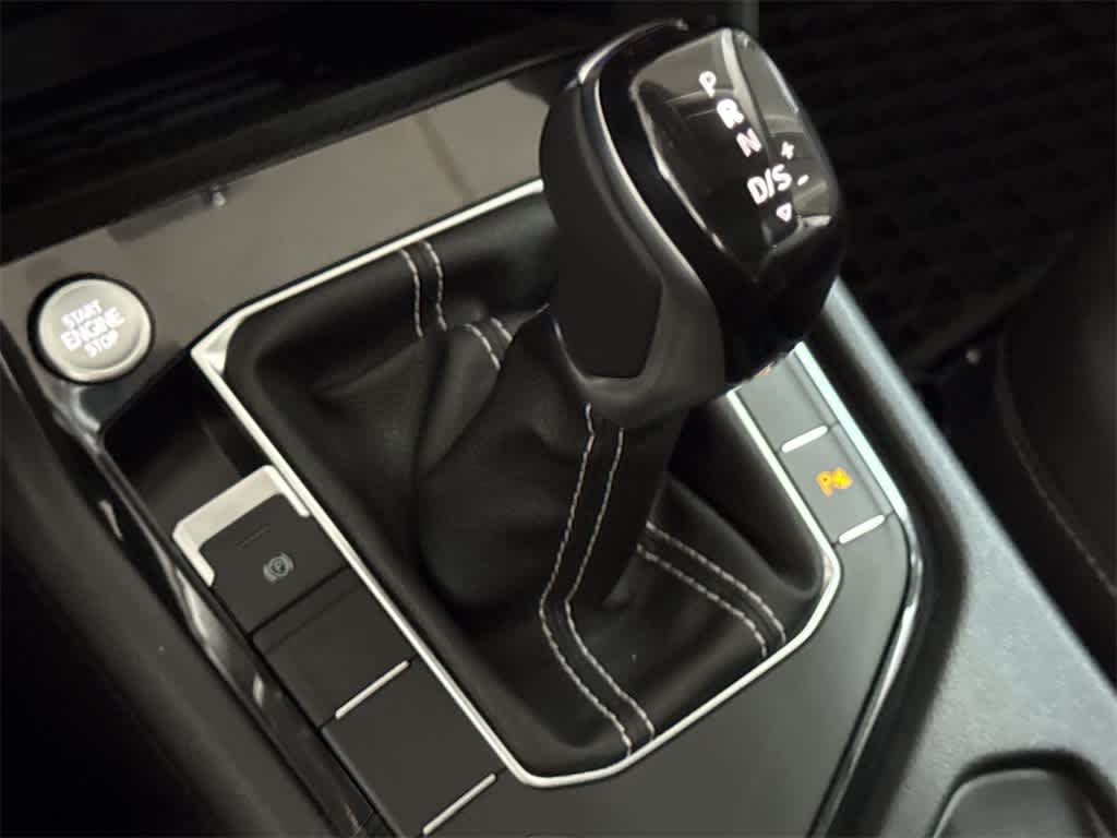 Thumbnail: 2025 Volkswagen Taos - 21