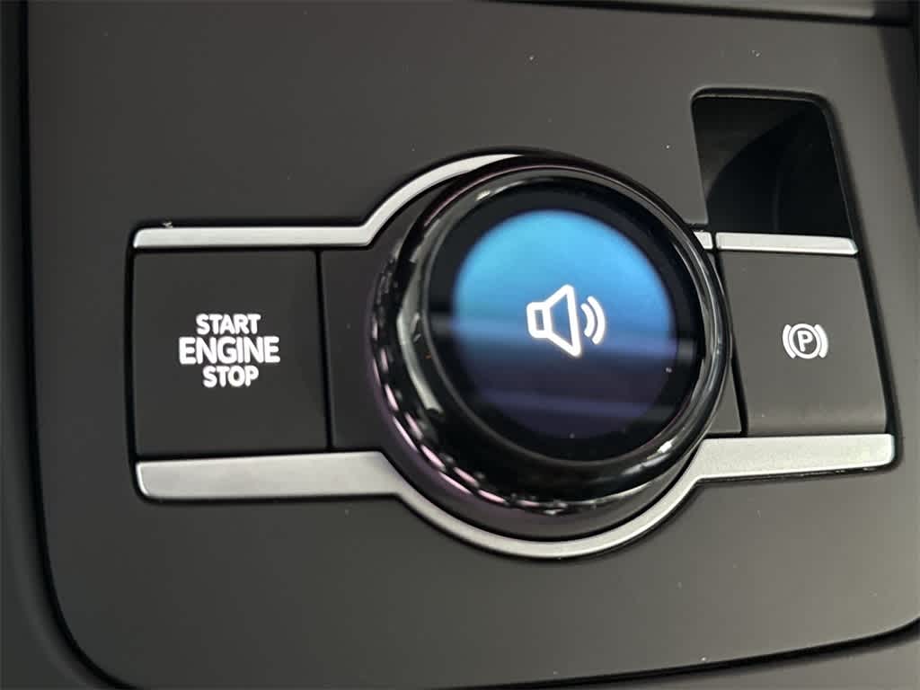 Thumbnail: 2025 Volkswagen Tiguan - 17