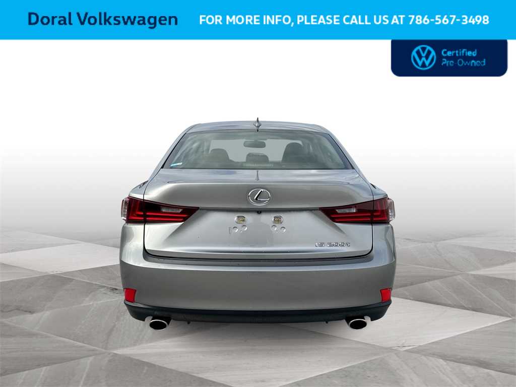 Thumbnail: 2016 Lexus IS - 7