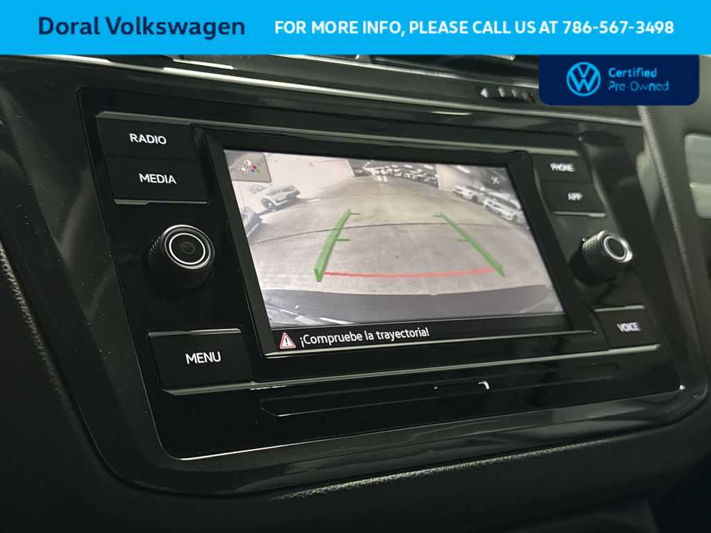 Thumbnail: 2023 Volkswagen Tiguan - 19