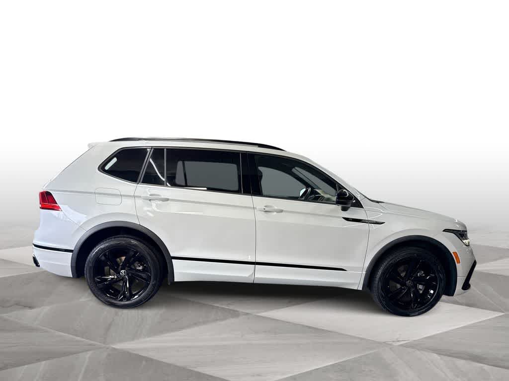 Thumbnail: 2023 Volkswagen Tiguan - 9
