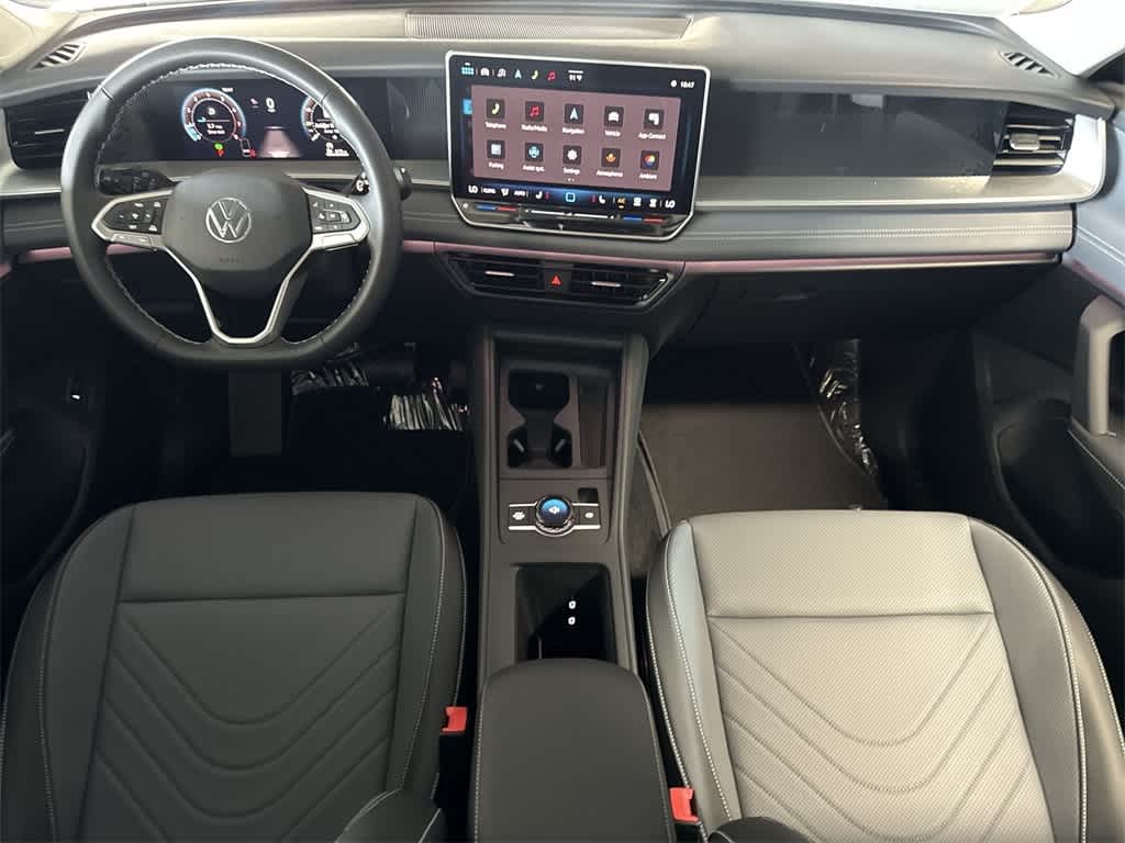 Thumbnail: 2025 Volkswagen Tiguan - 24