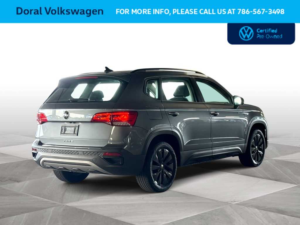 Thumbnail: 2023 Volkswagen Taos - 8