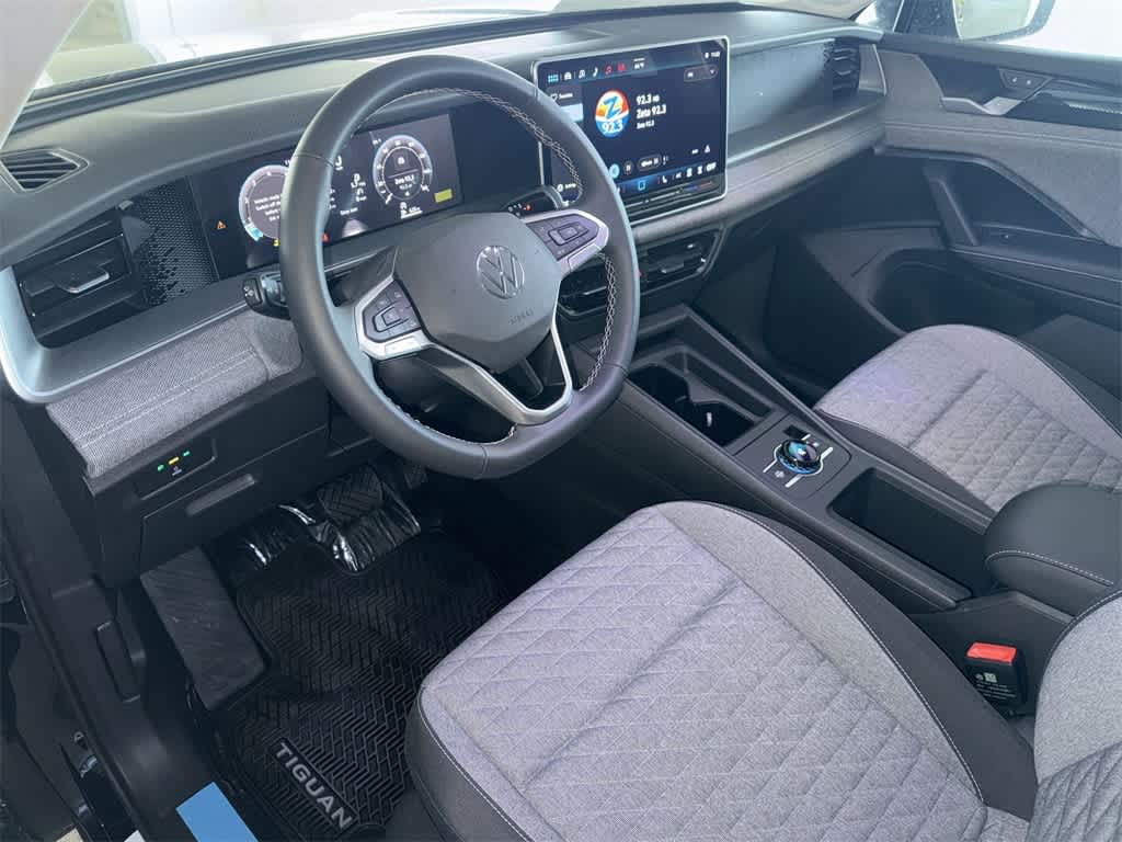 Thumbnail: 2026 Volkswagen Tiguan - 13