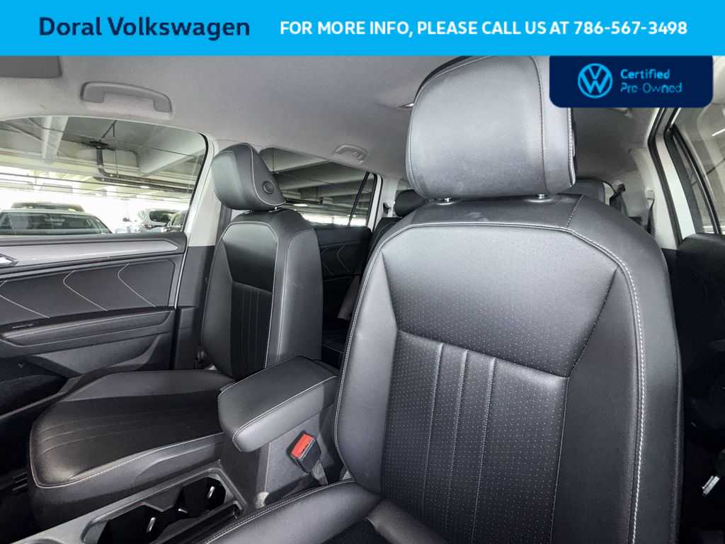 Thumbnail: 2023 Volkswagen Tiguan - 14
