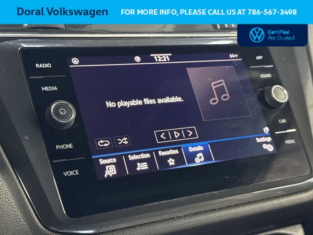 Thumbnail: 2023 Volkswagen Tiguan - 18