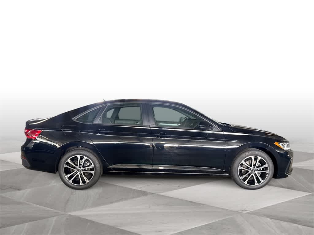 Thumbnail: 2026 Volkswagen Jetta - 9