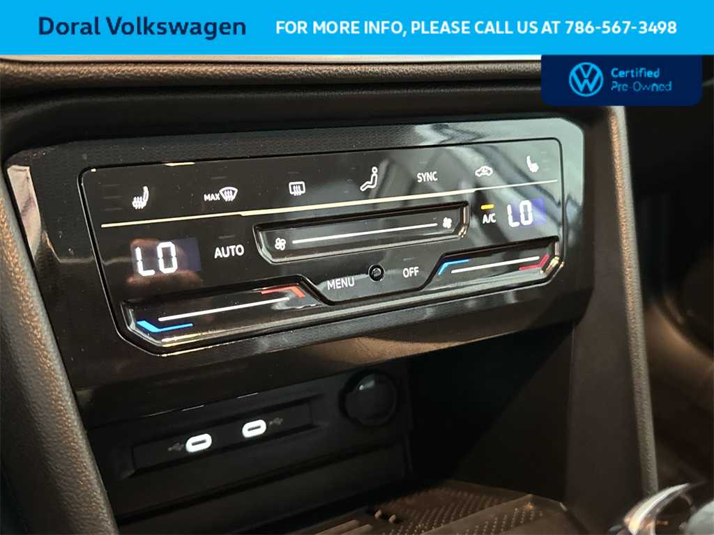 Thumbnail: 2025 Volkswagen Taos - 20